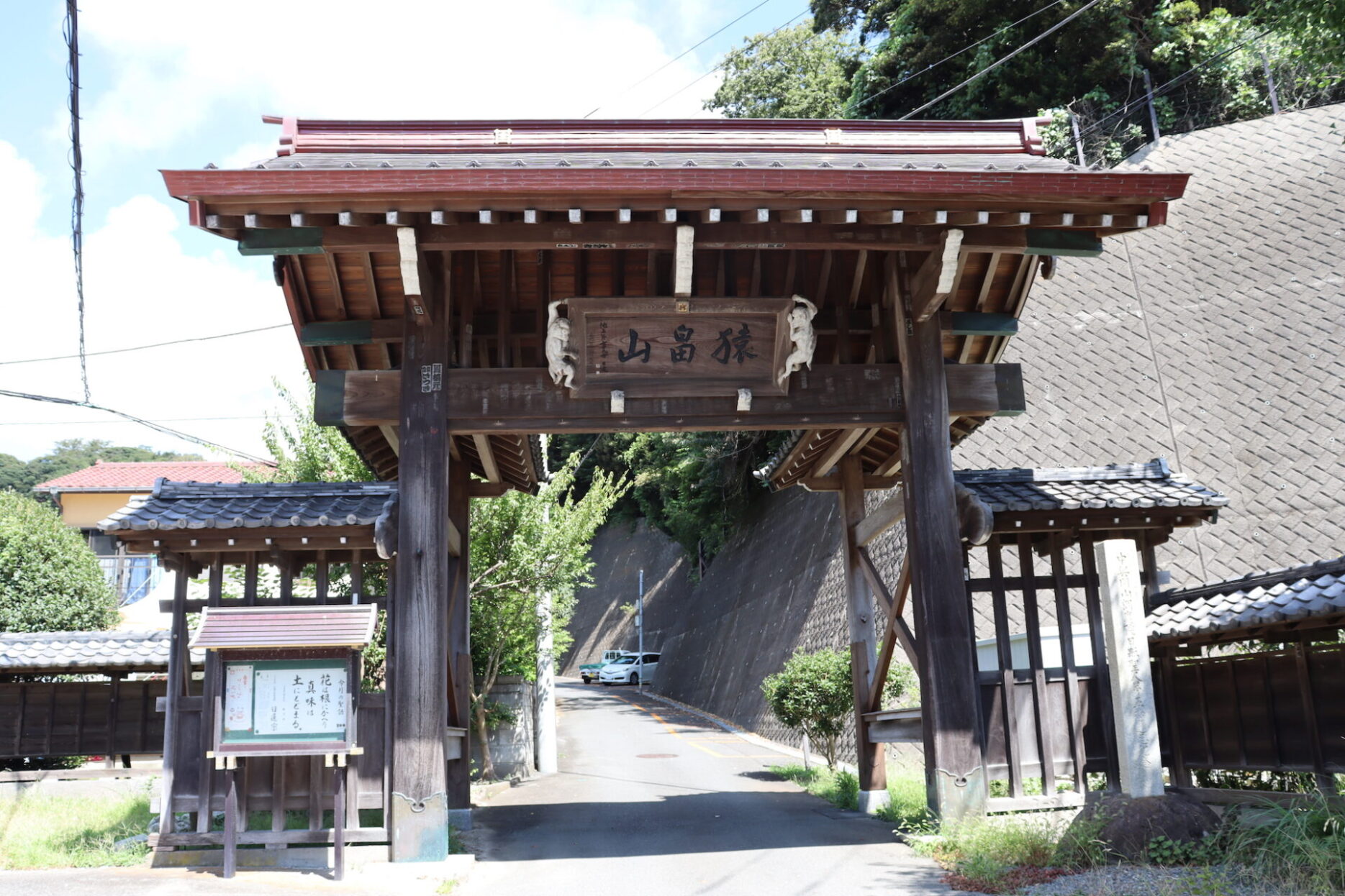 中世の鎌倉を五感で味わう、名越切通 | 鎌倉観光なら [ バズトリ -BUZZ TRIP Kamakura-] 観光・グルメ・自然